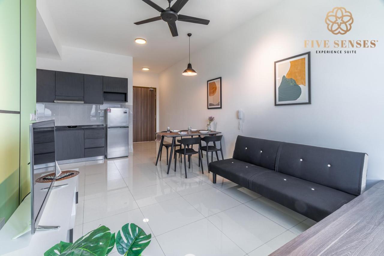 Greenfield Sunway By Five Senses Aparthotel Petaling Jaya Esterno foto