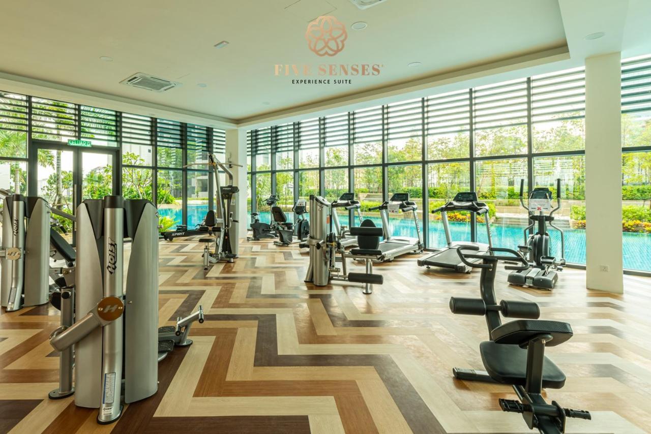 Greenfield Sunway By Five Senses Aparthotel Petaling Jaya Esterno foto