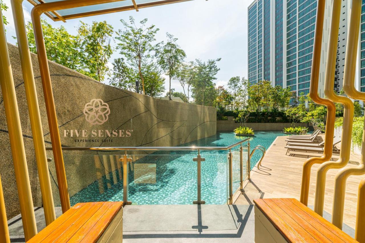 Greenfield Sunway By Five Senses Aparthotel Petaling Jaya Esterno foto